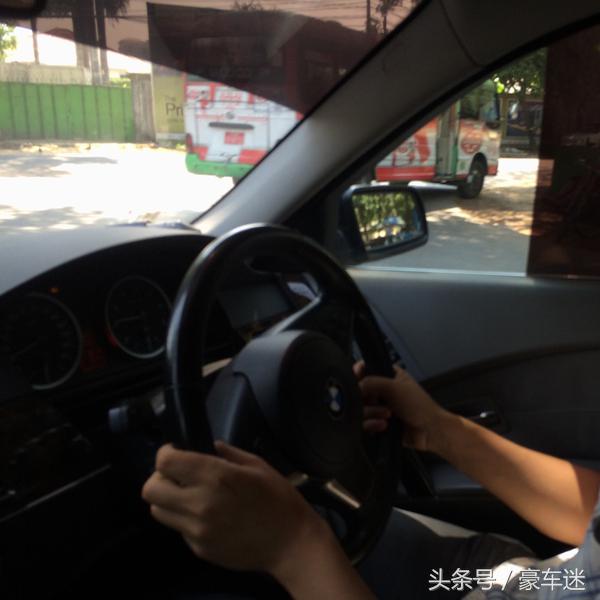 花小钱买豪车的真实感受,花钱买豪车值不值得