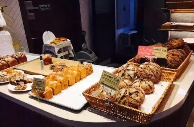 11大商场45家好吃餐厅，上海各大商场觅食指南，逛到哪吃到哪