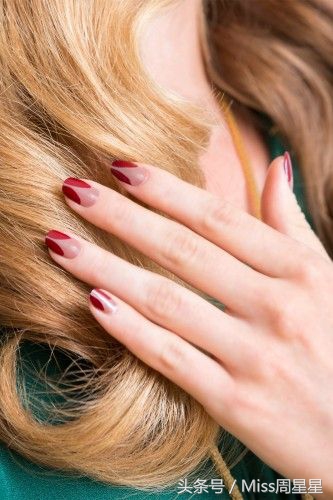 唐嫣宋佳穿衣搭配图片,白色月光宋佳美甲图