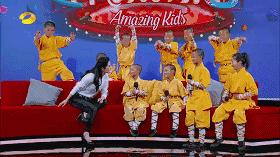 都在催谢娜当妈！没想到她早已练好带娃秘籍