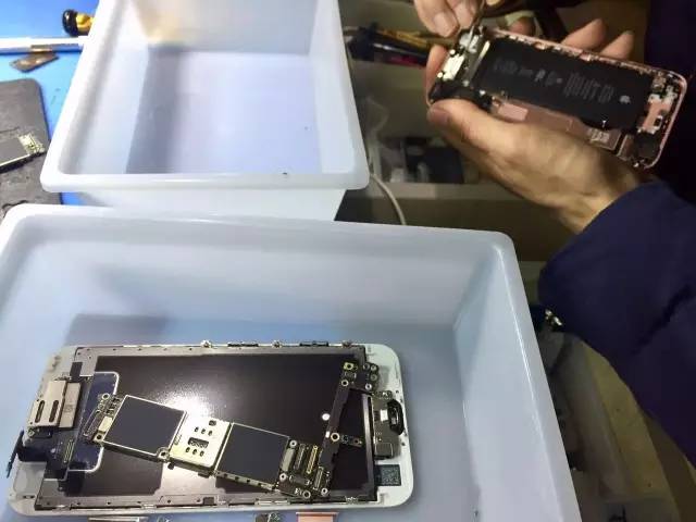 手把手教你打造亮银色的iPhone