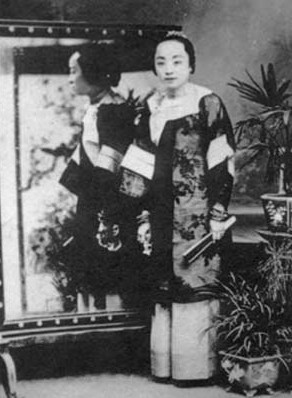 晚清第一名妓，死后齐白石亲自撰碑，称要合葬在一起