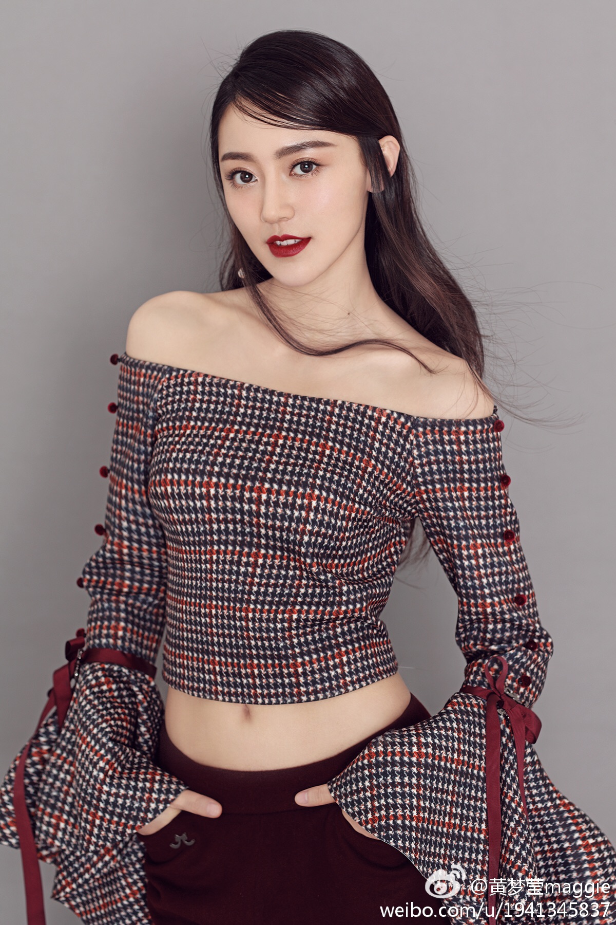 杨幂旗下的男艺人全部都火了,杨幂旗下最年轻四个男艺人