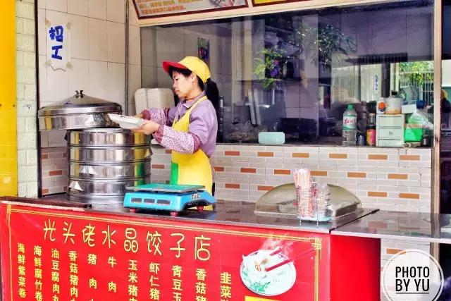 就凭这个“光头佬”，竟能将南铁的早餐全数包揽