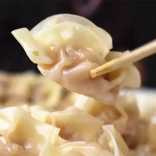 就凭这个“光头佬”，竟能将南铁的早餐全数包揽