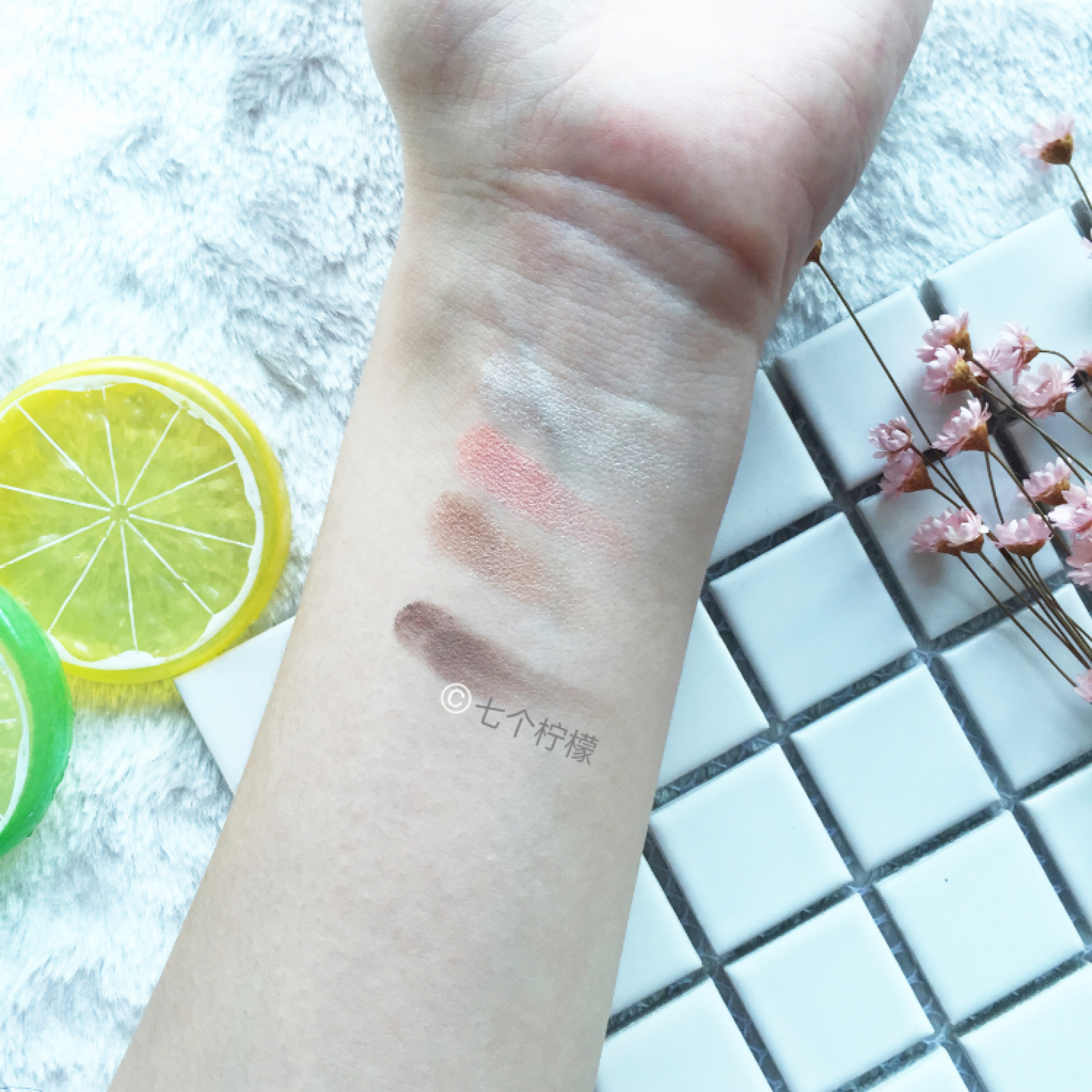 大地色系眼影盘推荐秋冬,配色巨好看的小众平价眼影