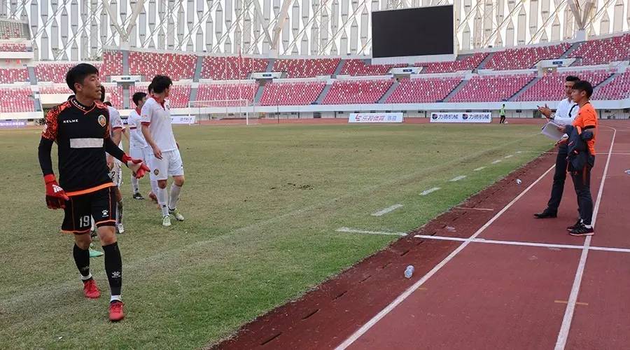 深圳佳兆业vs梅县铁汉,梅县贺岁杯足球