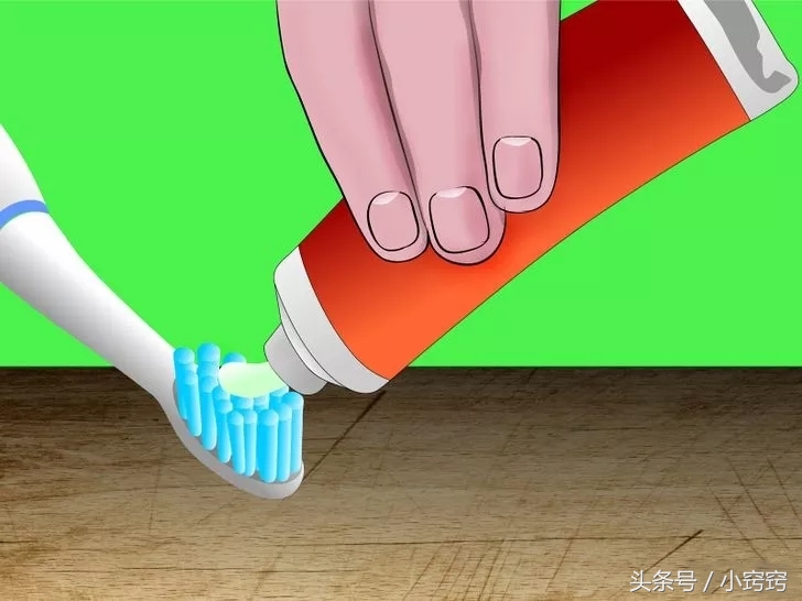 如何使用电动牙刷防止松动,如何使用电动牙刷视频