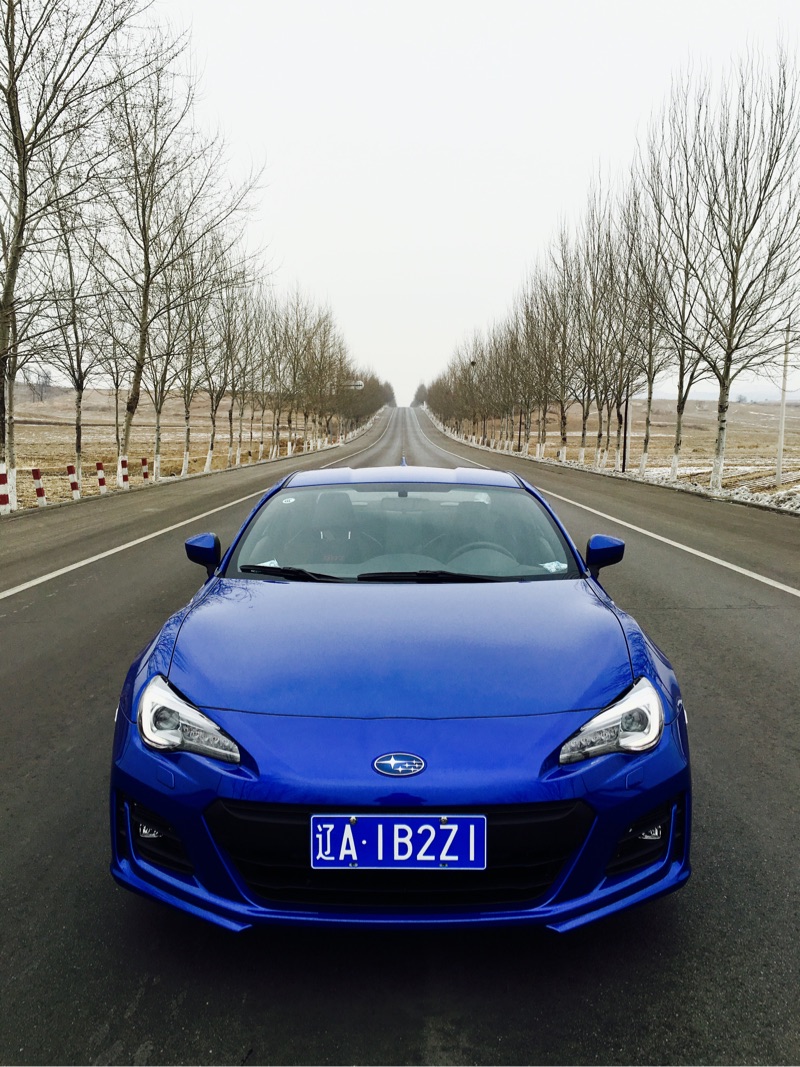 连车牌也是为你量身定做！拉力蓝BRZ，年轻人最向往的神车！