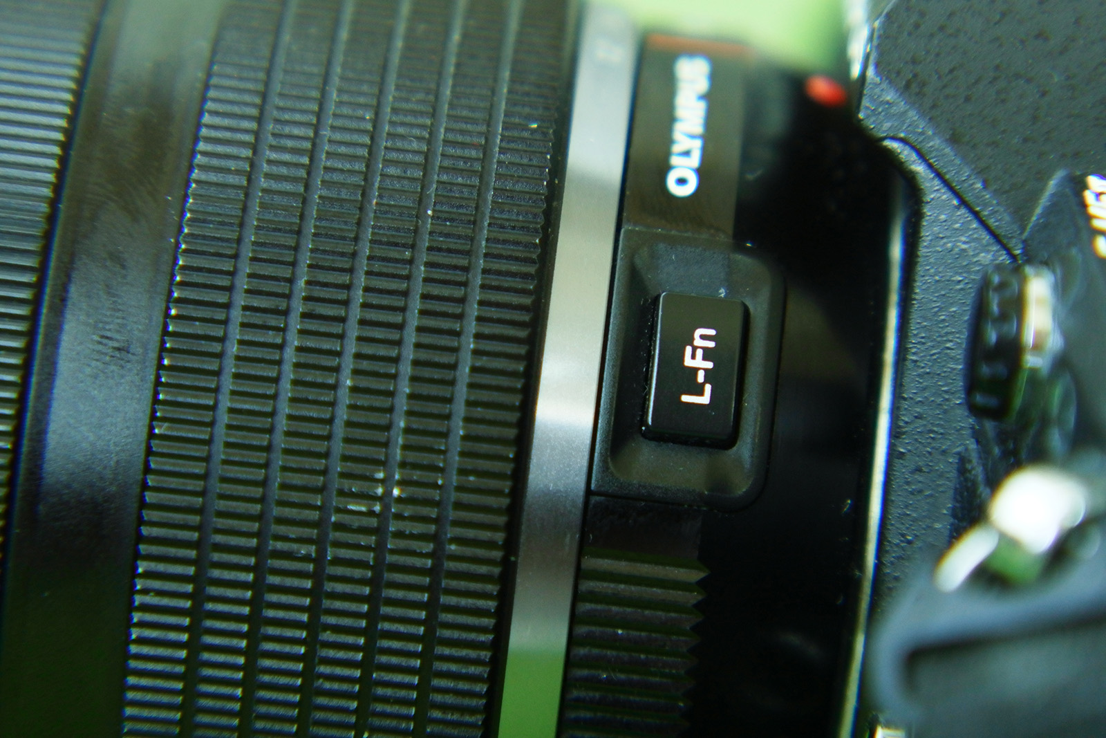 M4/3微单系统中，最适合摄影旅行的三款便携相机