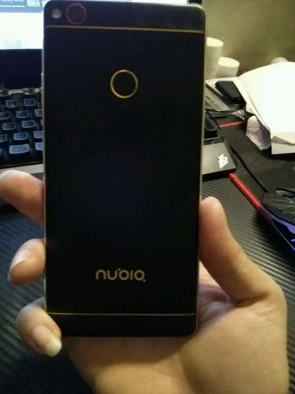 二手努比亚z11开箱体验,努比亚z11顶级版值得入手吗