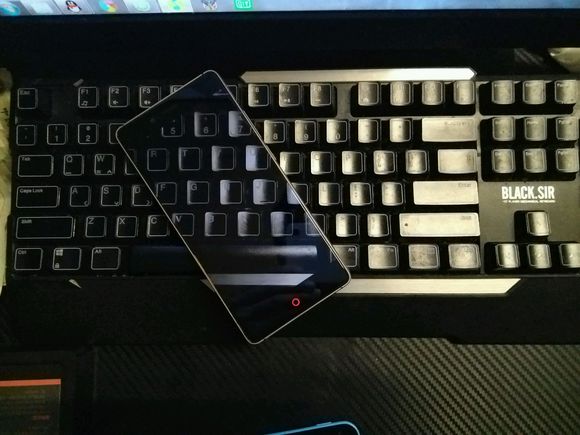 二手努比亚z11开箱体验,努比亚z11顶级版值得入手吗