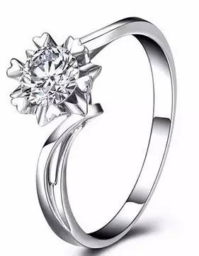 50分到1克拉之间的钻戒怎么选,30分钻戒能戴出50分的款式