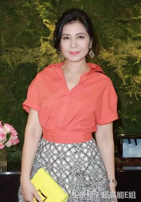 49岁冻龄港姐近况,49岁港姐老公去世