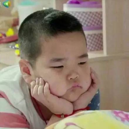 都在催谢娜当妈！没想到她早已练好带娃秘籍