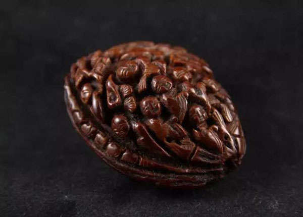 中国核雕最值得收藏的是什么,核雕的技艺与欣赏