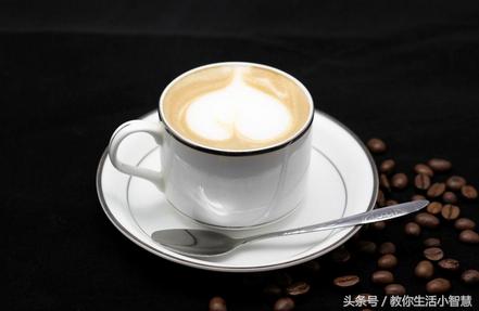 刷小白鞋生活小妙招简单又实用,超实用的生活小妙招叠被子