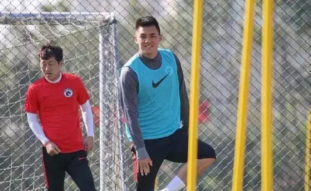 中超巡礼大连一方,中超十六强巡礼八星大连