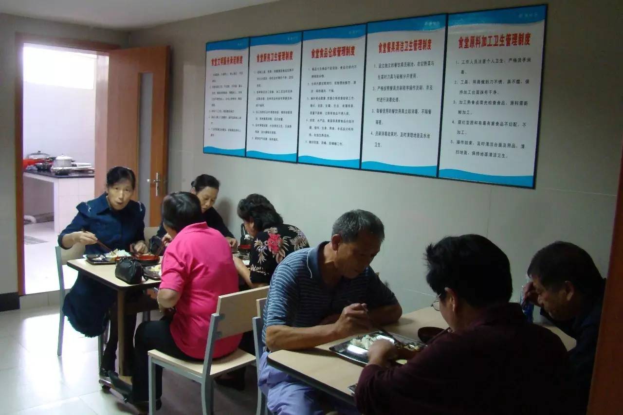 哇！好吃便宜，就在家门口，感觉可以跟外卖分手了！