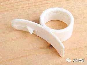 美艳又危险！来看看这款“蛇蝎美人”戒指刀