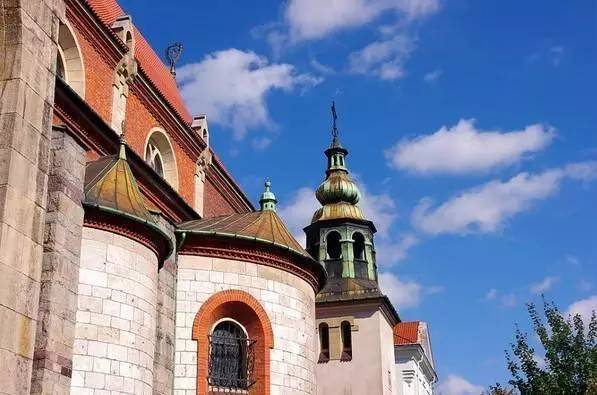 第一次去欧洲应该去哪,第一次去欧洲到底该怎么选择路线