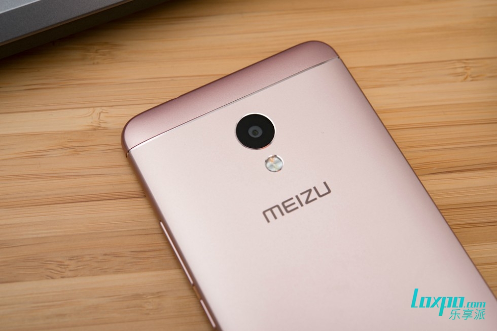 不单有颜值更还有快充魅蓝5s体验评测