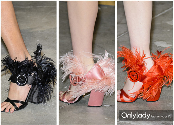 prada今夏最值得入手的包包,prada哪款包最值得入手