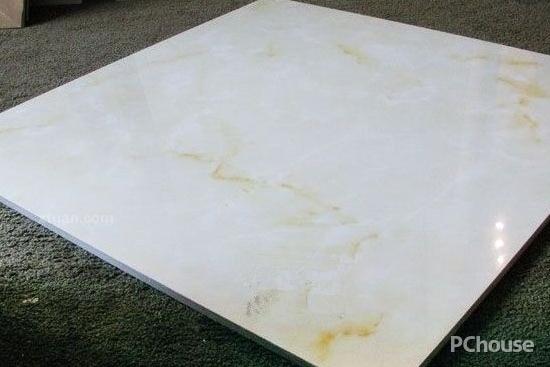 全抛釉地砖和玻化瓷砖哪个好,玻化砖和全抛釉瓷砖哪个好