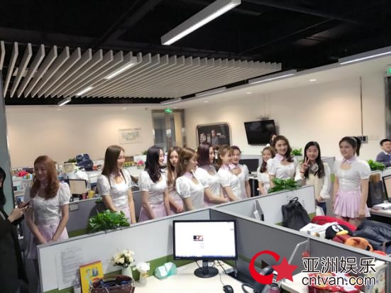 梦幻足球美少女组合,梦幻足球美少女