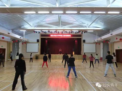 团团带大家观校园,团团带你学习