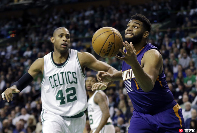 小托马斯凯尔特人29分,凯尔特人25记三分射落太阳