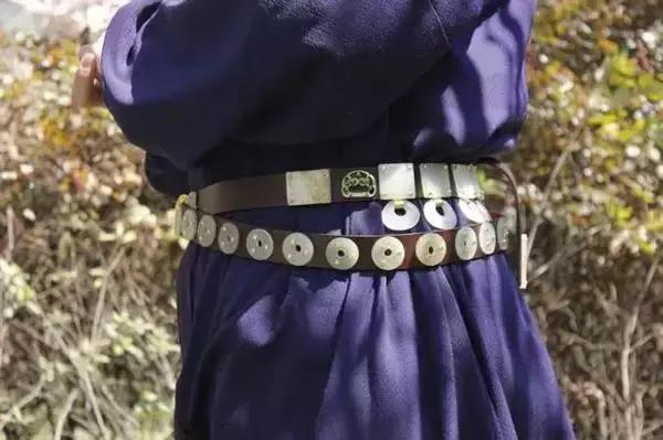 男人穿着的品味体现在哪里,男人的地位与品味