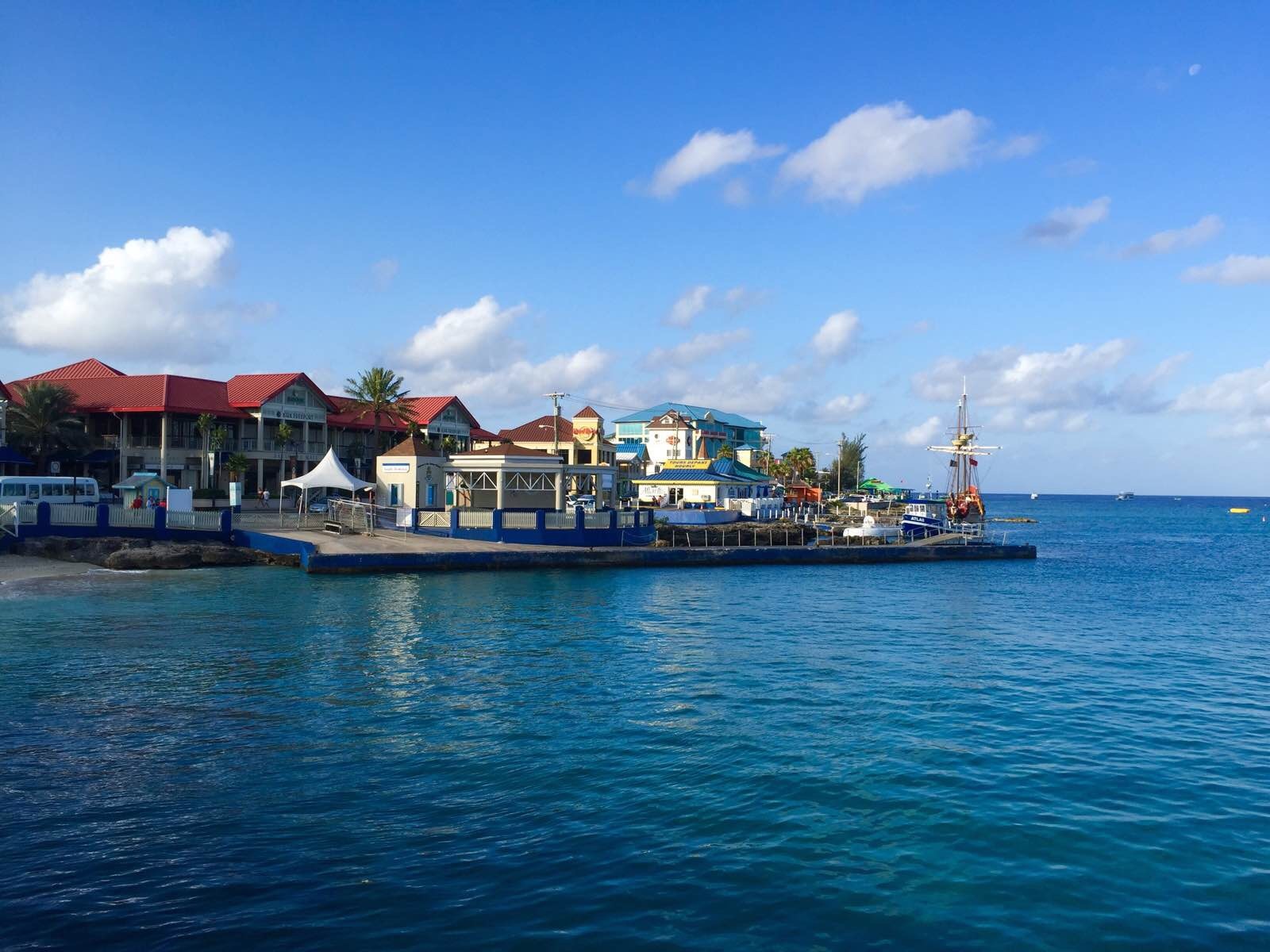 世界上以人名命名的首都，最后一个缘起一名石匠