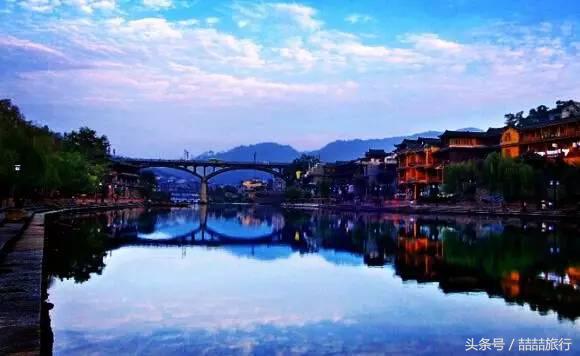 湘西凤凰城沱江风景,印象湘西凤凰古城