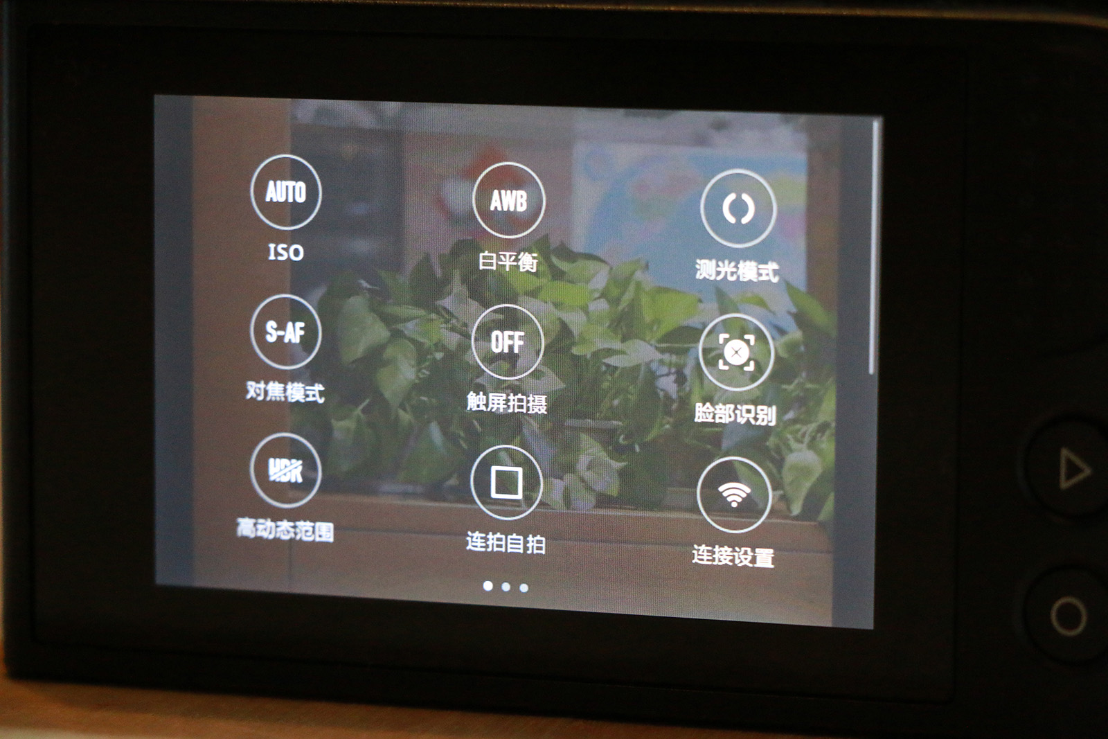 M4/3微单系统中，最适合摄影旅行的三款便携相机