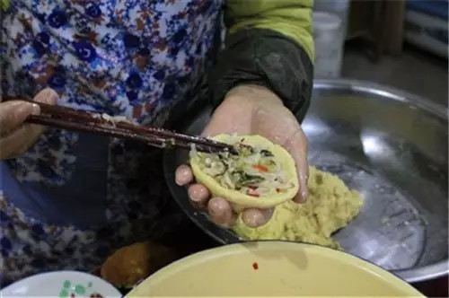 安徽宏村古镇有什么好吃的,黟县宏村旅游必备美食有哪些