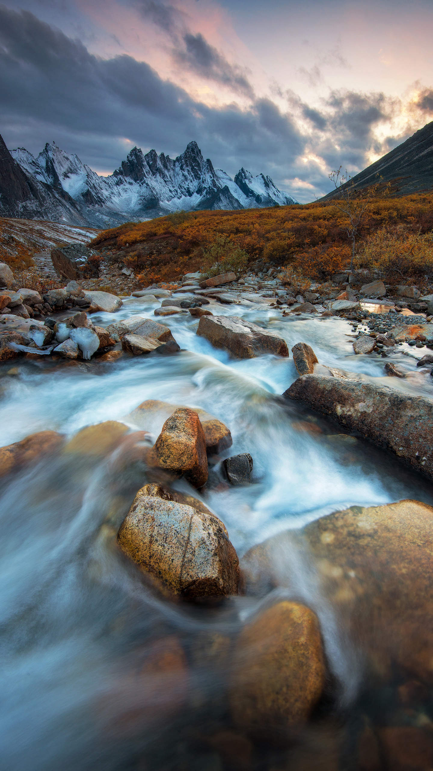 iphone高清壁纸4k全屏唯美,100张各种高清精美手机壁纸欣赏