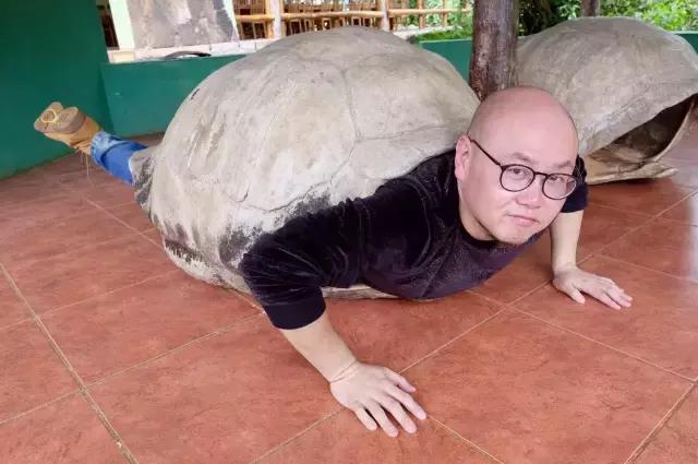 这才是旅行的样子，从亚洲至南美洲，他比我们多了点勇气和决心