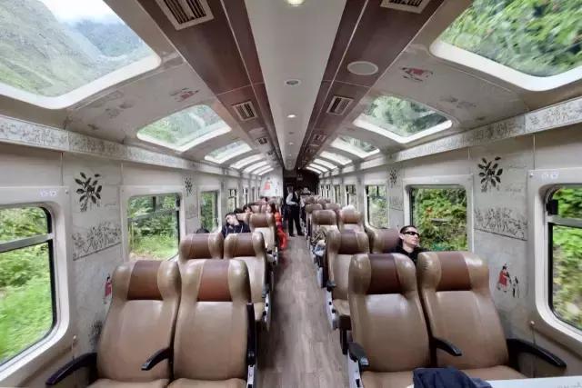 这才是旅行的样子，从亚洲至南美洲，他比我们多了点勇气和决心