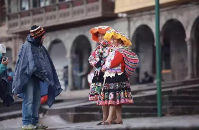 这才是旅行的样子，从亚洲至南美洲，他比我们多了点勇气和决心
