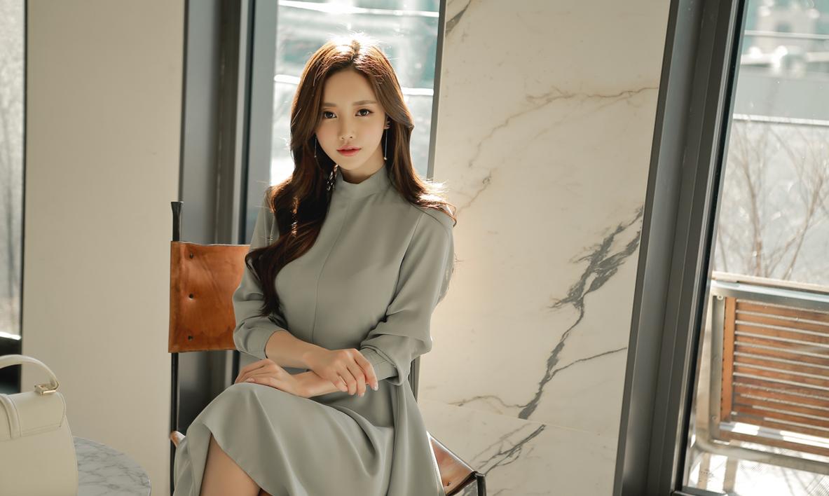 韩国模特孙允珠休闲修身无袖毛衣,韩国女神孙允珠