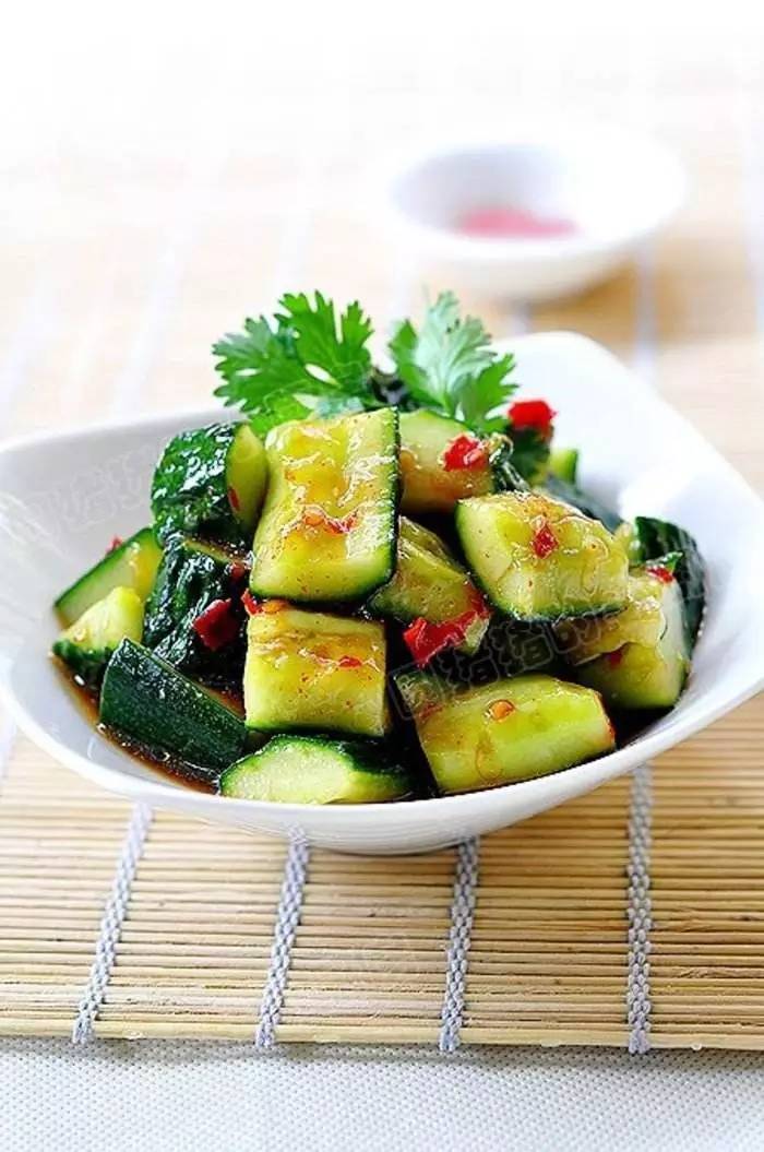 春夏秋冬总是出脚汗如何治疗,春天汗脚怎么办