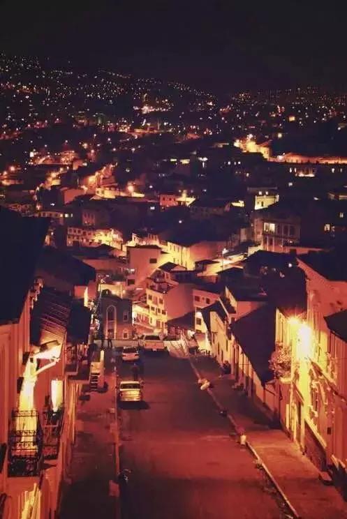 这才是旅行的样子，从亚洲至南美洲，他比我们多了点勇气和决心