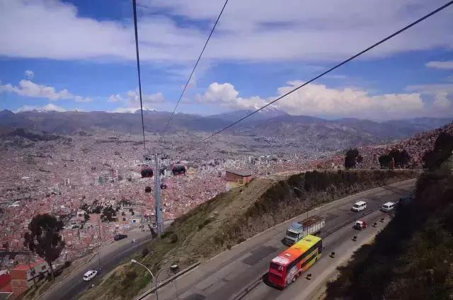 这才是旅行的样子，从亚洲至南美洲，他比我们多了点勇气和决心