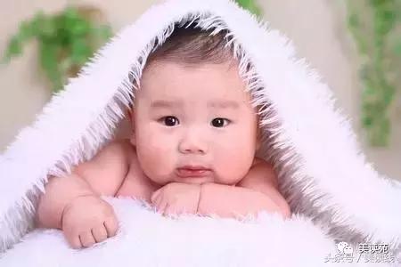 刘杰作品《亲亲我的宝贝》