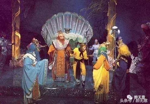 路遇病龙降雨，出手施救，龙感恩赠书，终成一代医圣