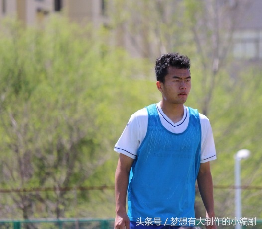 从中甲中游球队到中超豪门，南小亨这级跳的远