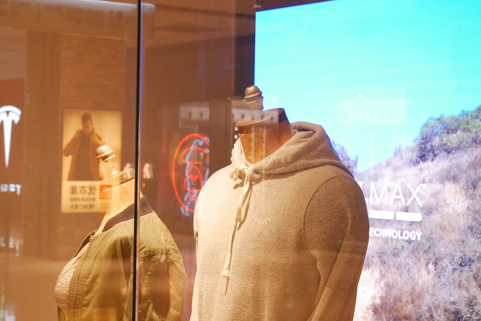 M4/3微单系统中，最适合摄影旅行的三款便携相机