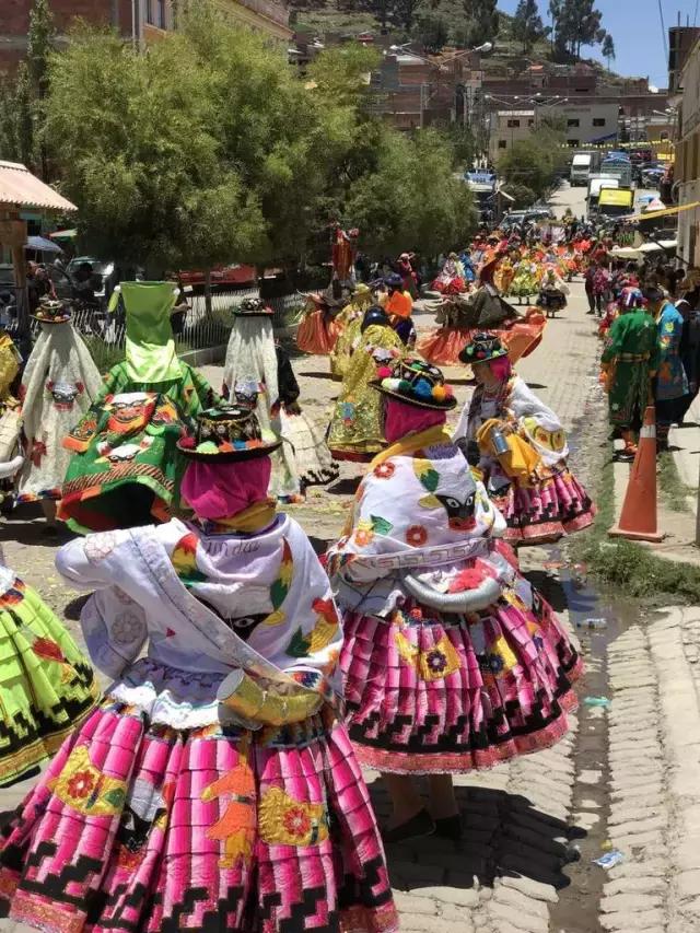 这才是旅行的样子，从亚洲至南美洲，他比我们多了点勇气和决心