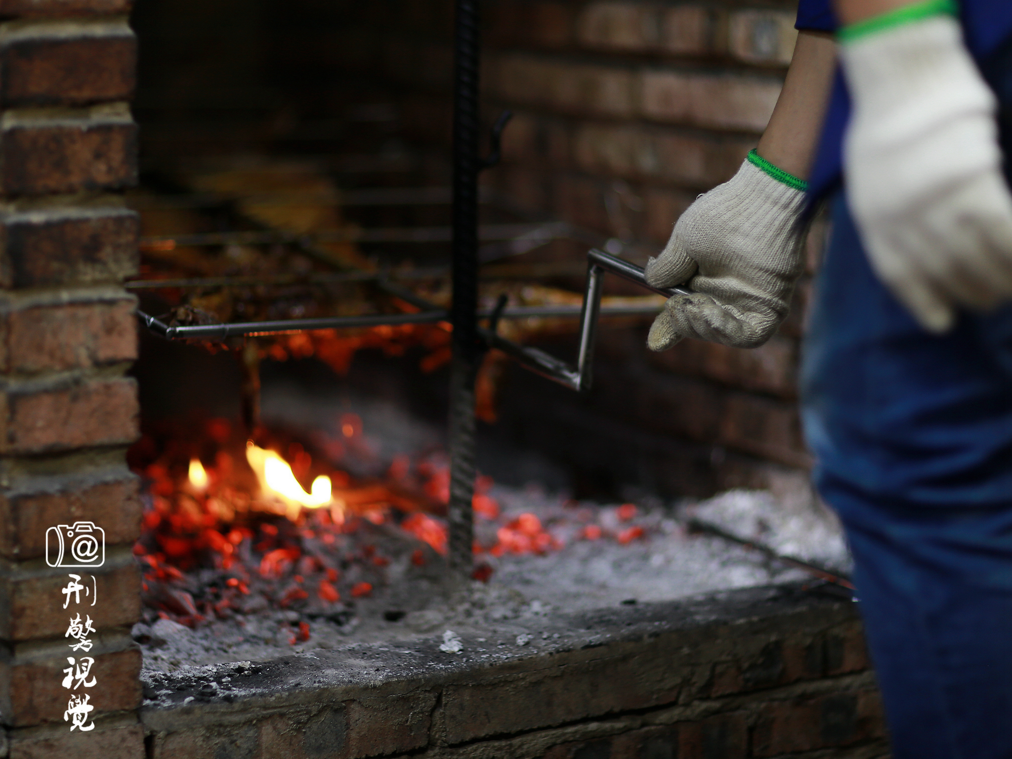 蒙古烤全羊的正宗配方,碳烤全羊的绝密配方